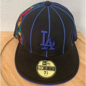 LA Dodgers New Era fitted Cap Black blue pin stripes 7 3/8